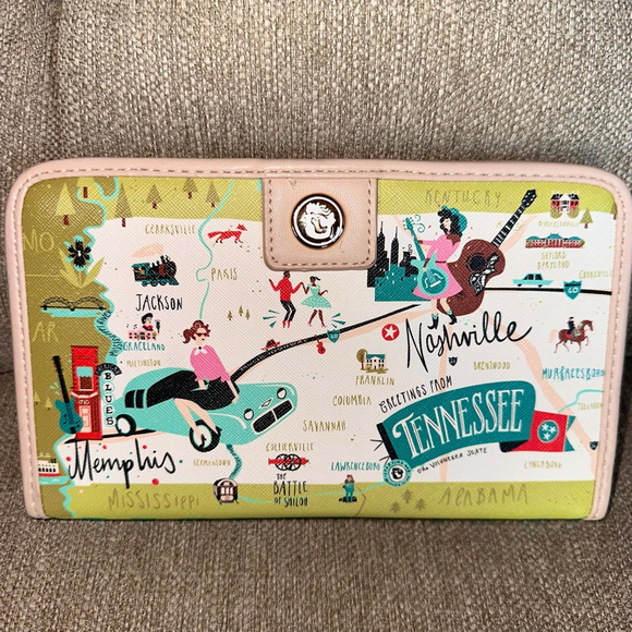 Spartina 449 Handbags - NWOT Spartina 449 Daufuskie Island Snap Close Wallet Tennessee Memphis Nashville